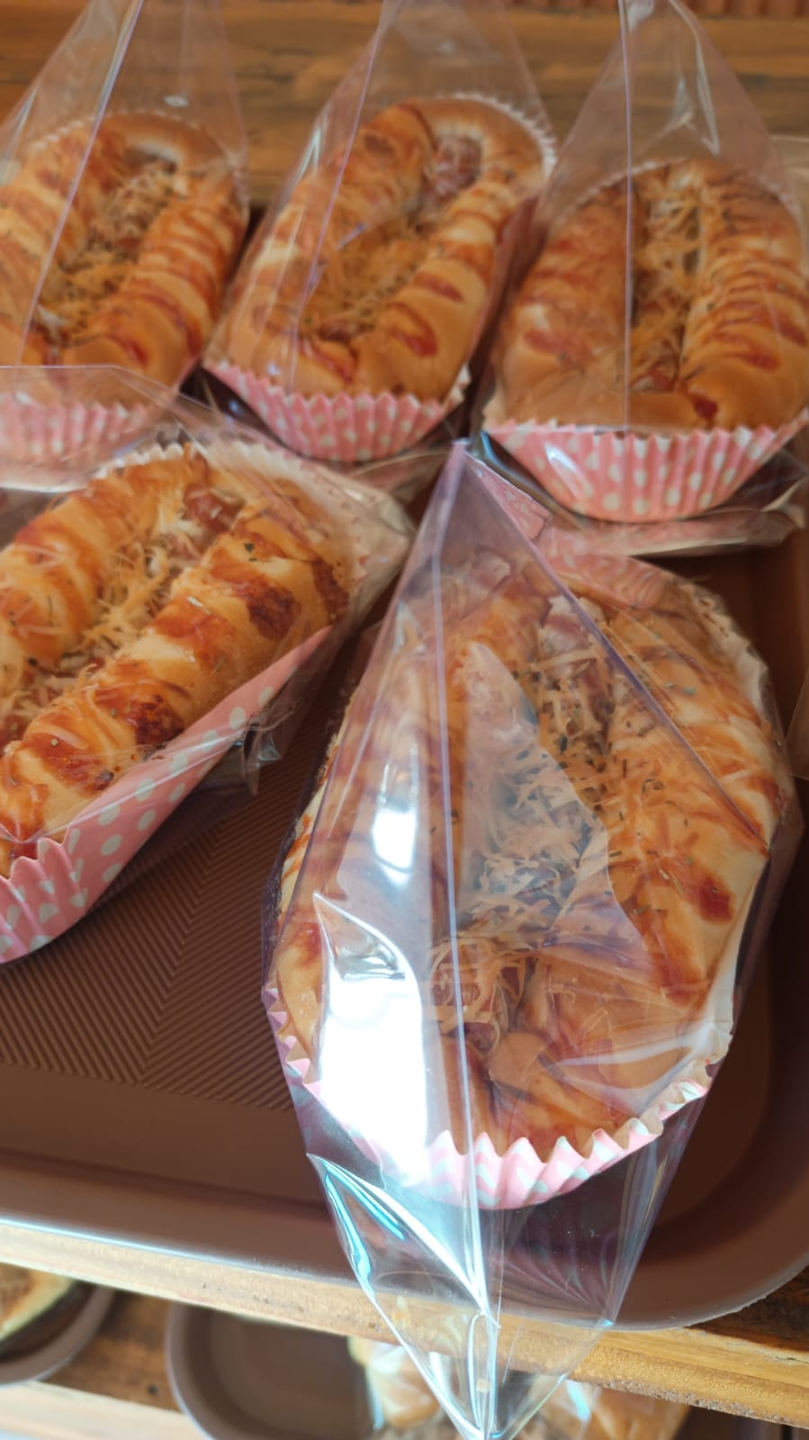 Roti Hotdog Sosis